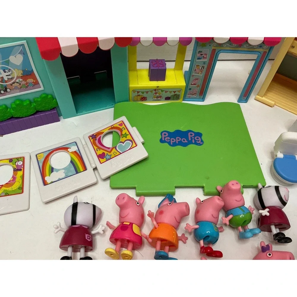Peppa‎ Pig Jazwares Toy Figure Lot 30 Peppas Houses Furniture Playset Kids Toys